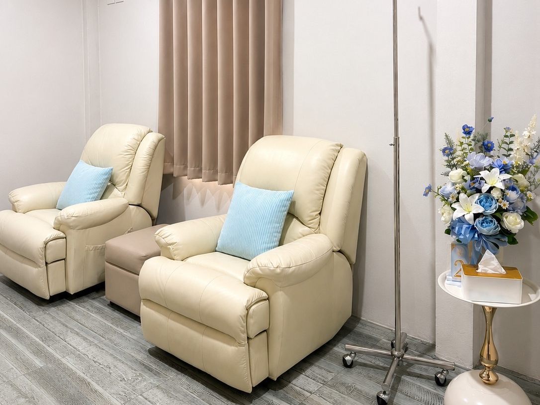 The clinic private NAD+ IV room